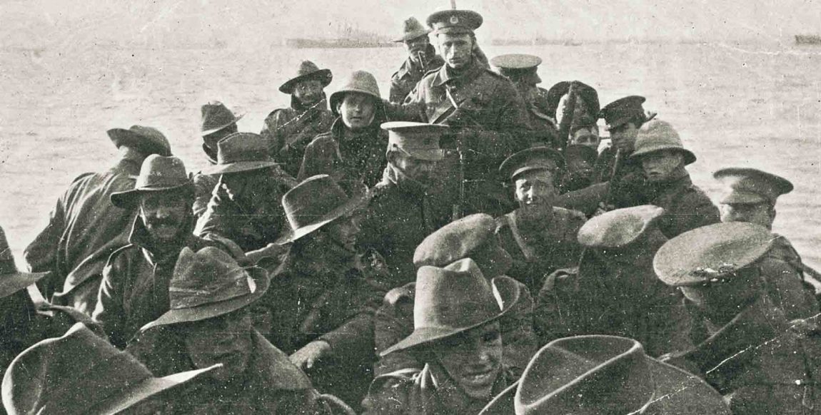 slider-ANZAC-diggers.jpg